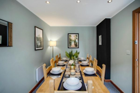 New! Peaceful 4 Bed home - Quiet and Cosy